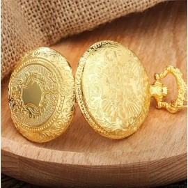 Золотистий кварцовий кишеньковий годинник у Палацовому стилі.