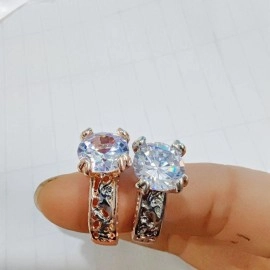 Каблучка різна з великим каменем Жанетт, 17