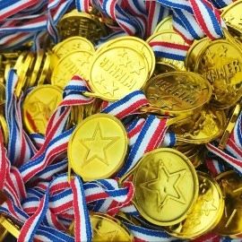 Золотиста медаль WINNER (Переможець)