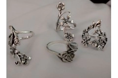 Як доглядати біжутерію, щоб вона служила довше